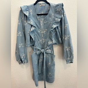 Sweet en Forme denim dress with flowers, Size Small